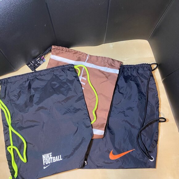 Bundle of 3 drawstring athletic bags (2 Nike & 1 generic)! - Picture 2 of 6